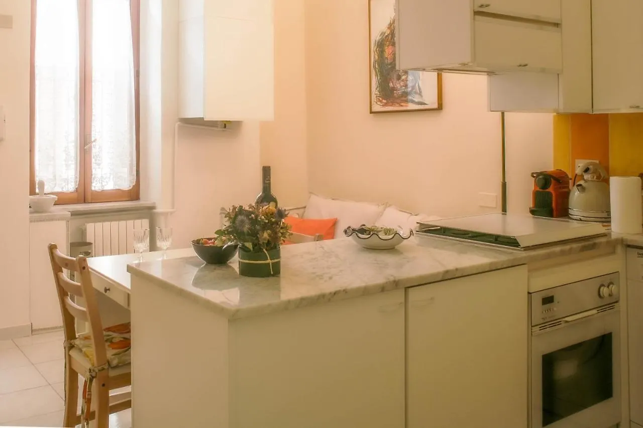 Bnbutler - Farini - Beautiful One Bedroom Apartment - Central Milan 0*,
