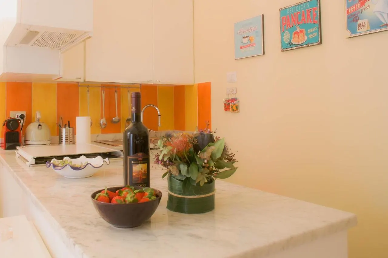 Bnbutler - Farini - Beautiful One Bedroom Apartment - Central Milan