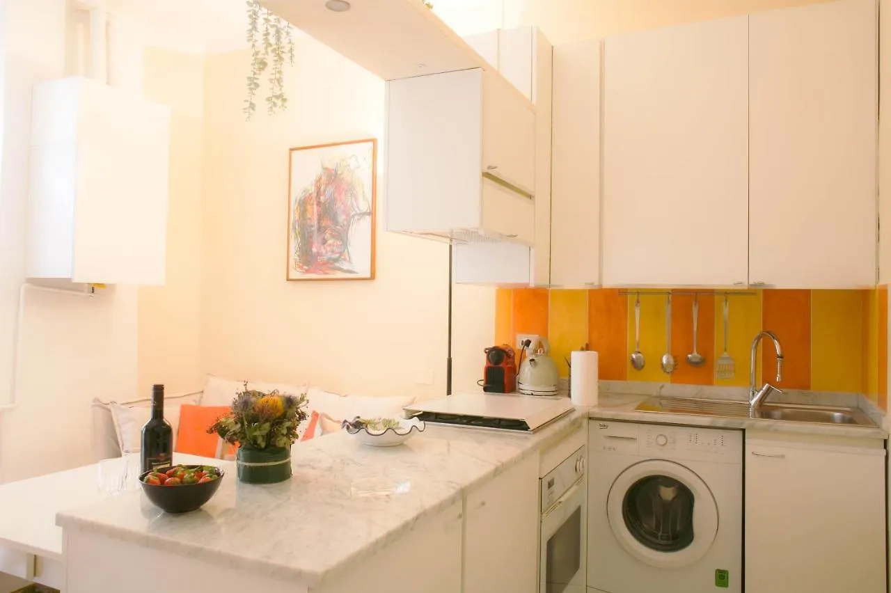 Bnbutler - Farini - Beautiful One Bedroom Apartment - Central Milán 0*,