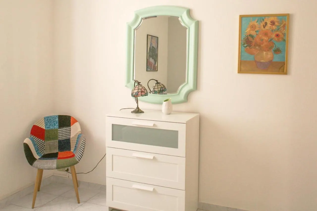 Bnbutler - Farini - Beautiful One Bedroom Apartment - Central Milán